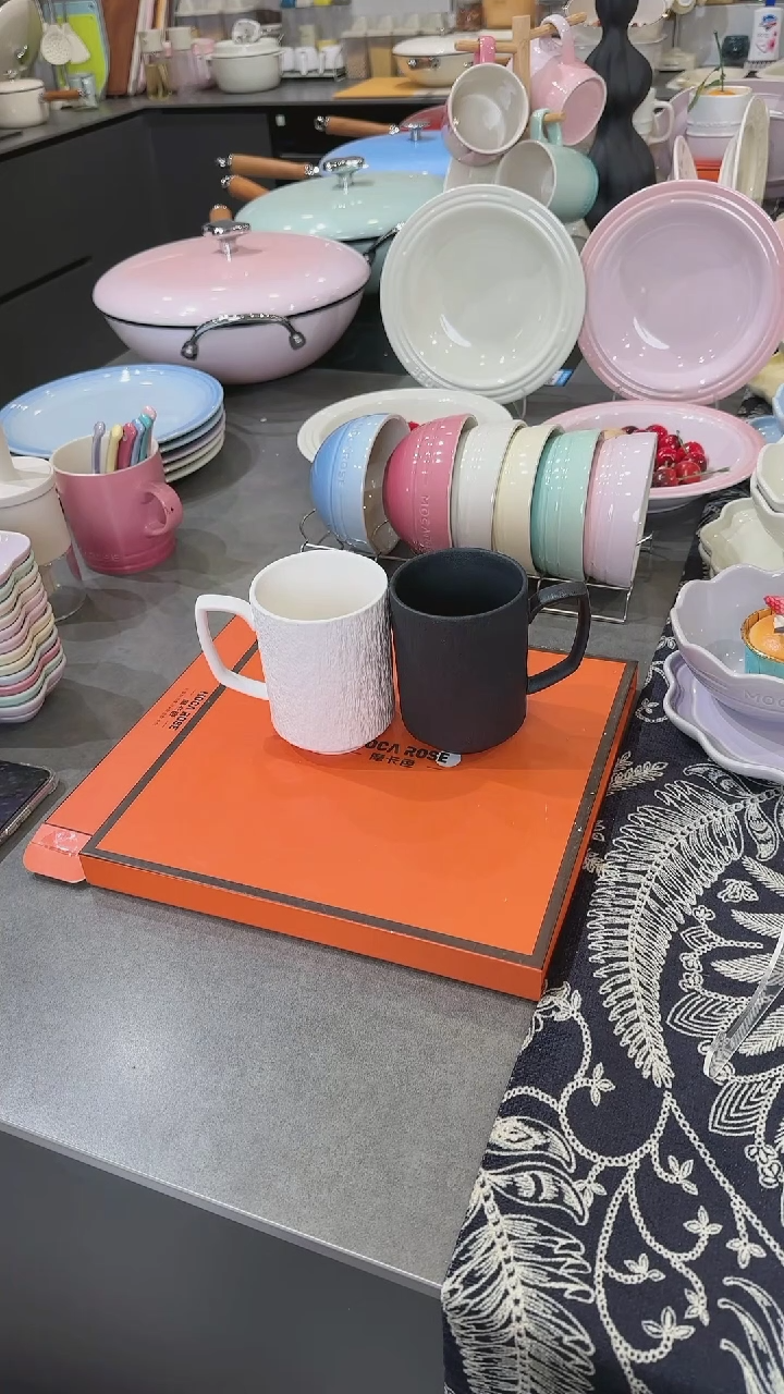 【闪购商品】瓷2个浮雕岩石纹陶瓷马克杯256ml白黑