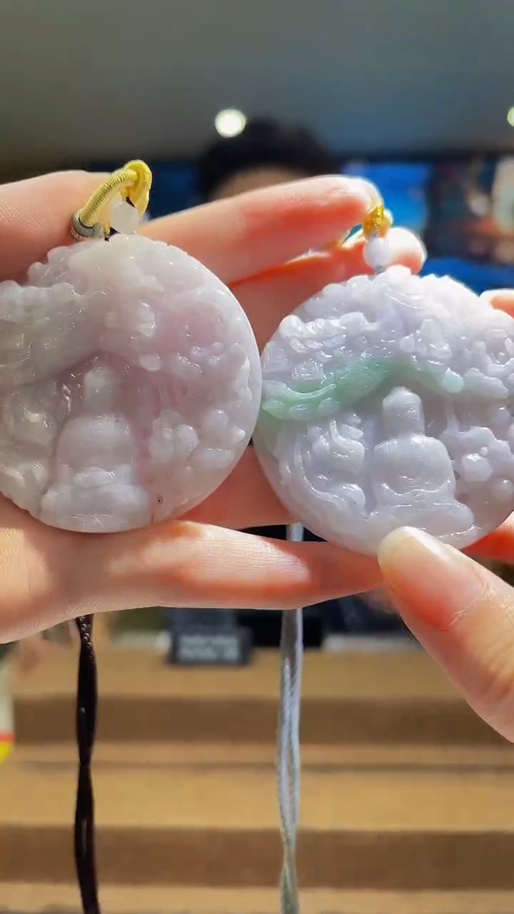 翡翠未镶嵌颈饰MFC072631多样性发其一