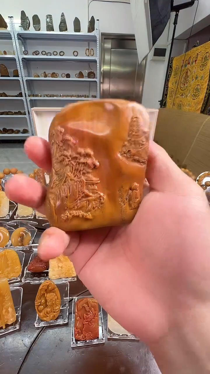 精工雕黄蜡石链接