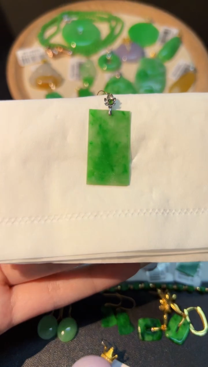 【闪购商品】翡翠颈饰18K金镶嵌Y缅料A货/支持复检/一件