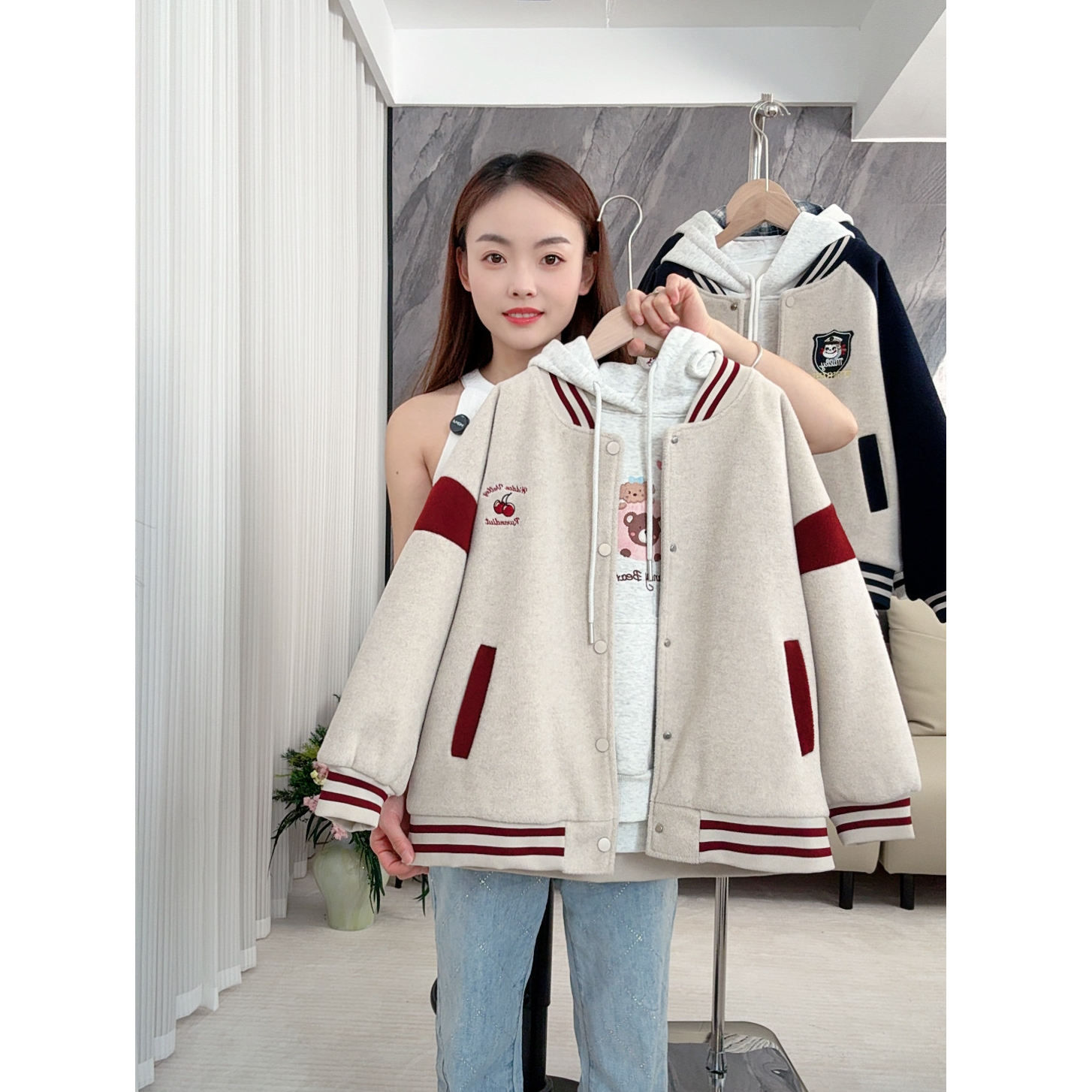 美式樱桃刺绣女童新款秋冬款外套2025新款夹棉呢子儿童冬装棒球服