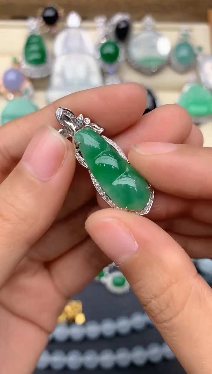 【闪购商品】翡翠颈饰18K金镶嵌328-中国好珍宝