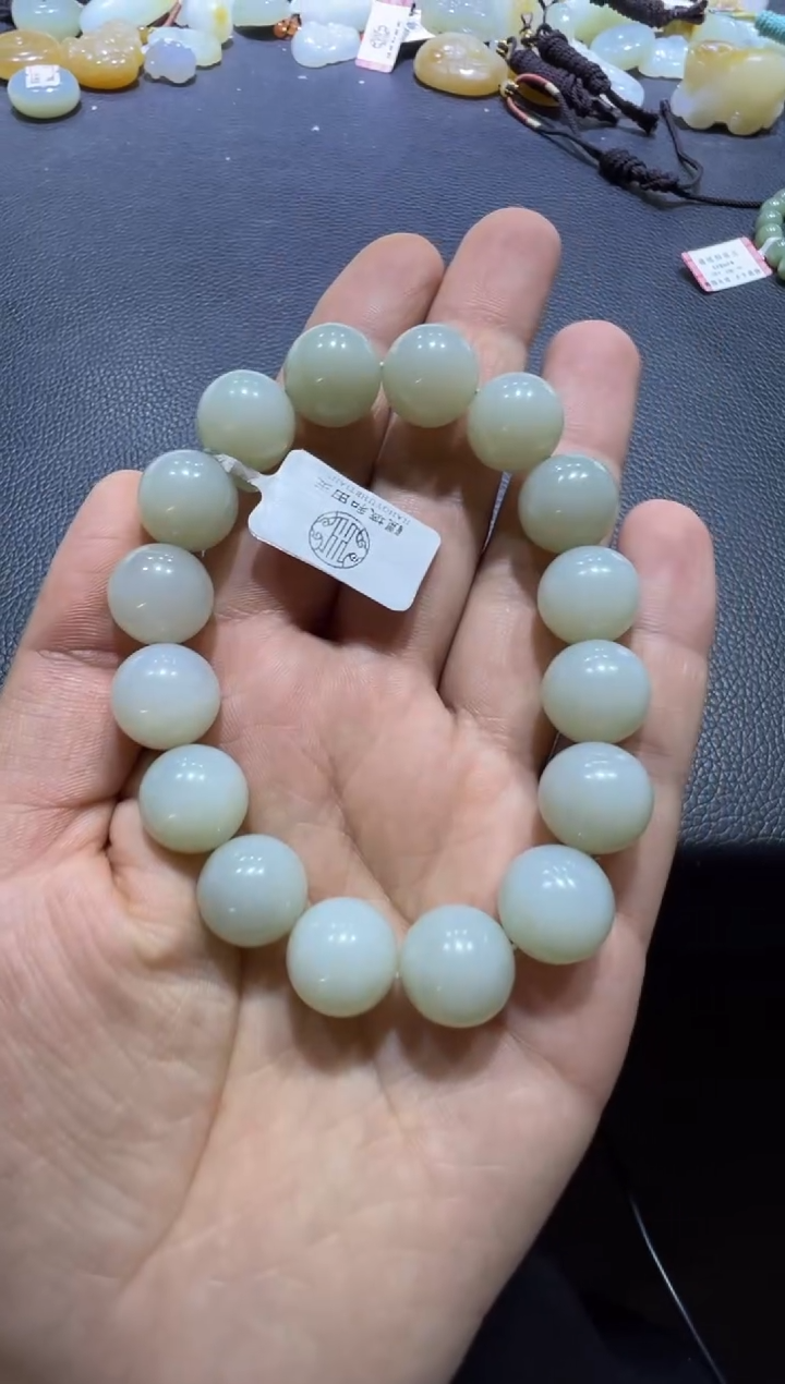 未镶嵌手串和田玉且末近矿高清白卡14手串（产地直发）