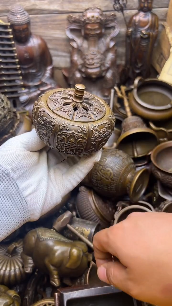 精美铜器，点击下单