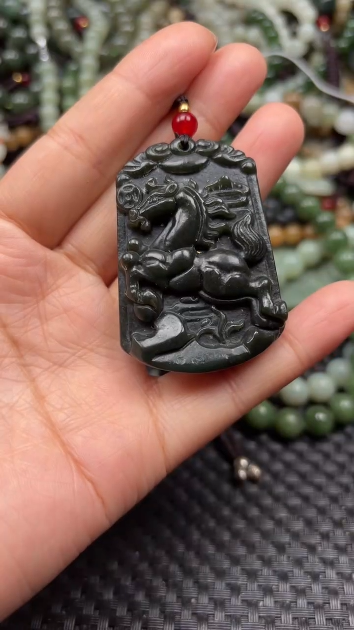 【闪购商品】和田玉颈饰未镶嵌.