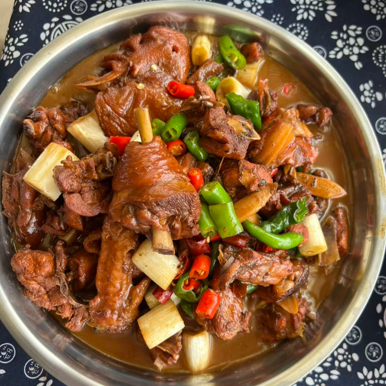  临沂沂蒙山地锅鸡炒鸡