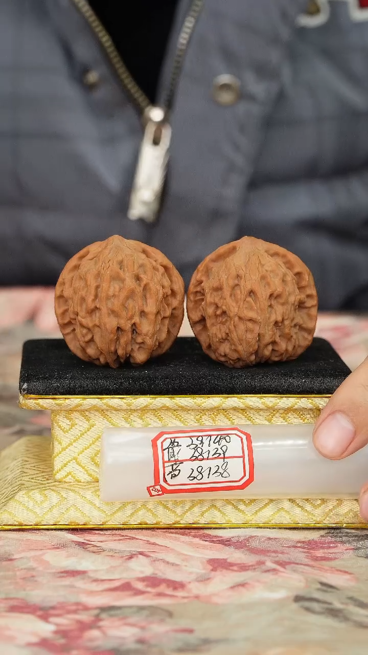 【闪购商品】文玩核桃把件非嫁接北京