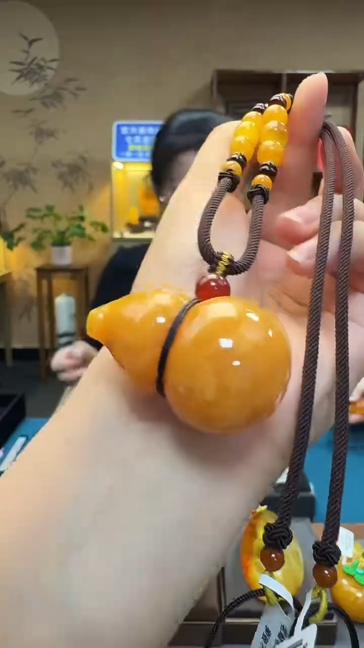 琥珀吊坠(不含链)未镶嵌天然保真蜜蜡葫芦套装（送绳子）