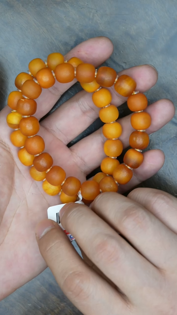 【闪购商品】琥珀裸石未镶嵌老蜡老型橘皮手串多样性发其一