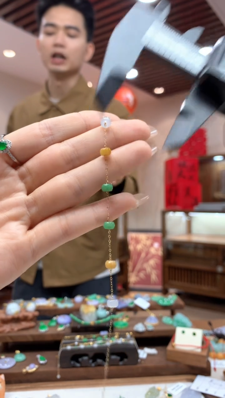 【闪购商品】翡翠手链18K金镶嵌手链