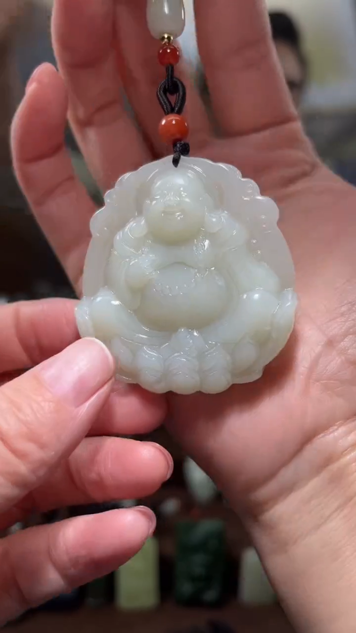 颈饰未镶嵌和田玉·