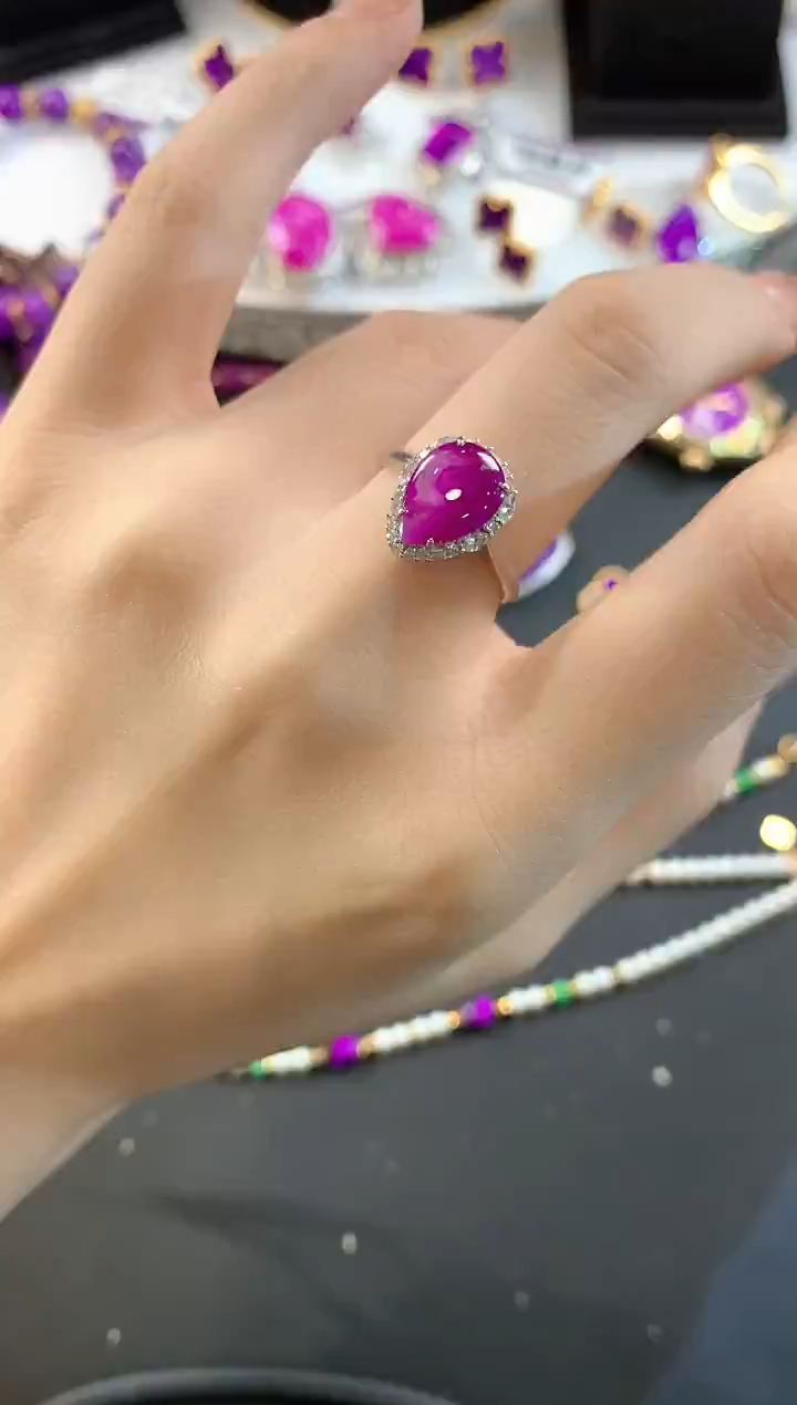 【闪购商品】苏纪石（舒俱来）.18K金镶嵌舒俱来戒指