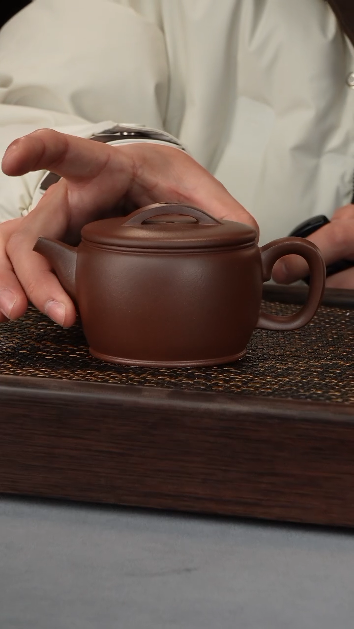 【闪购商品】汉瓦 老紫泥（504号）