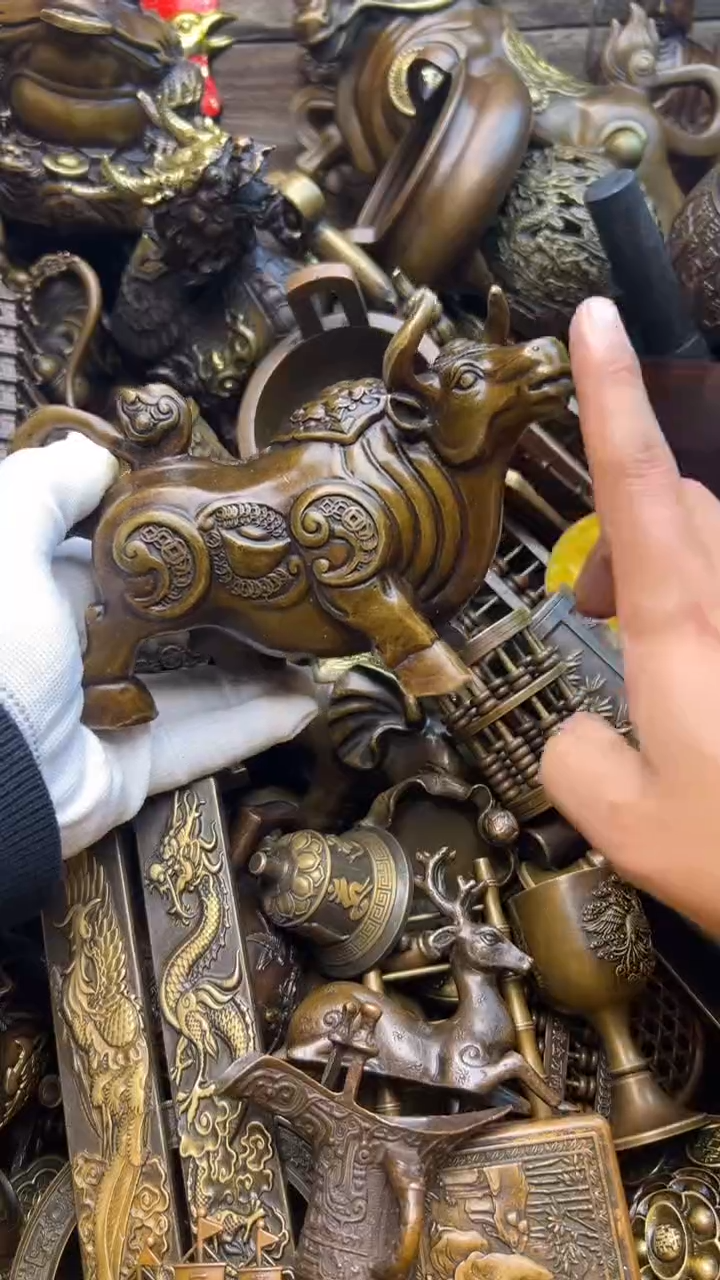 精美铜器，点击下单