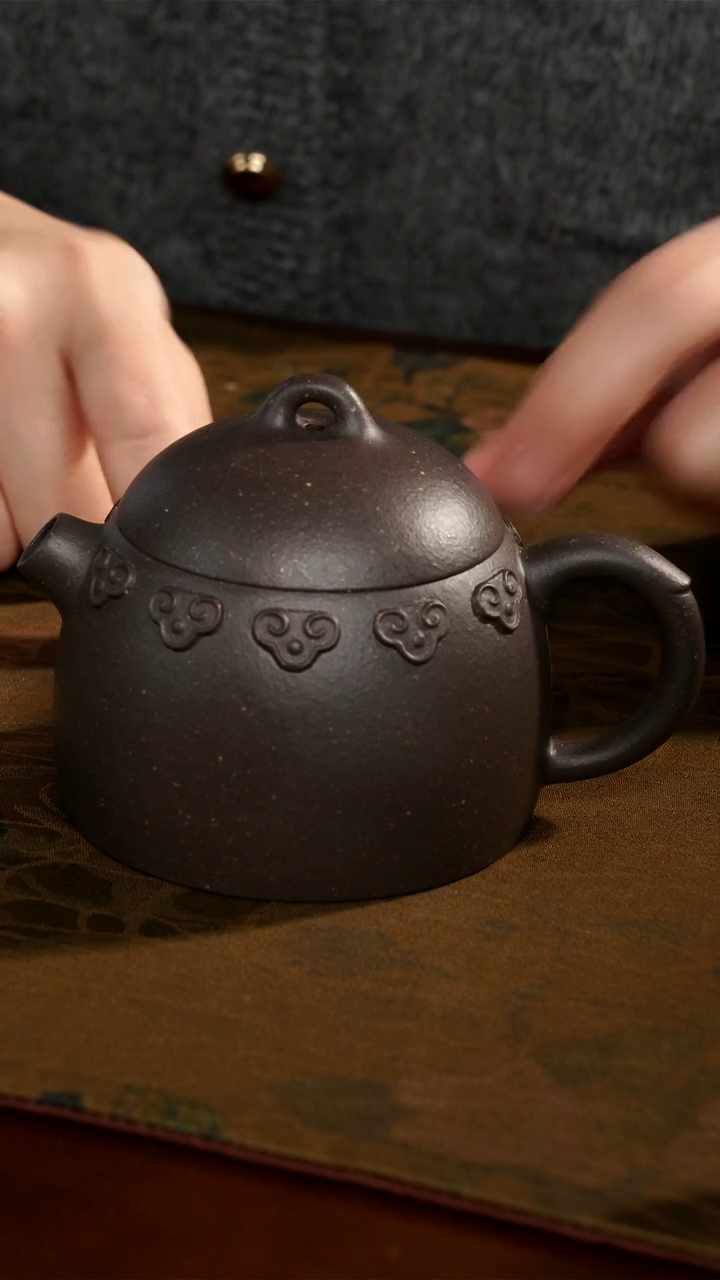 茶壶紫砂紫泥如意秦权壶