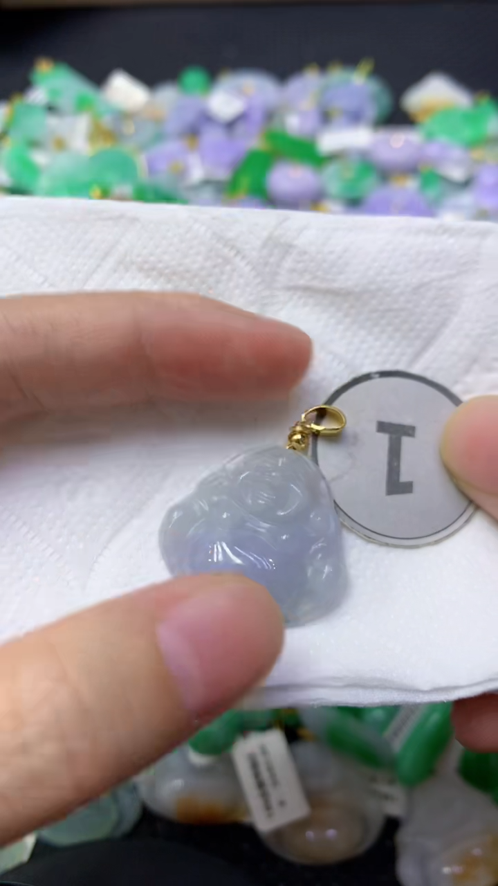 颈饰未镶嵌翡翠天然缅甸翡翠A货