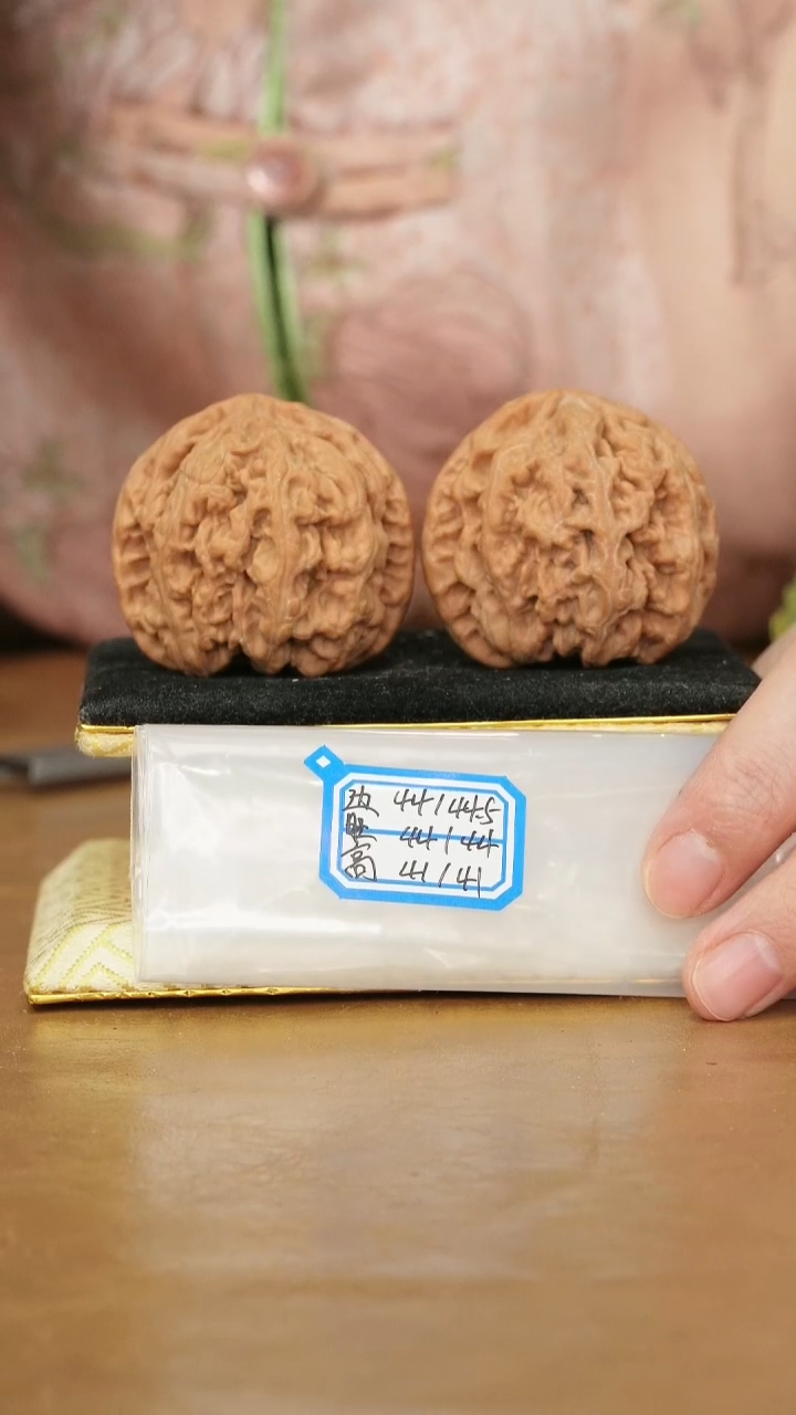 把件文玩核桃非嫁接大粗筋微修