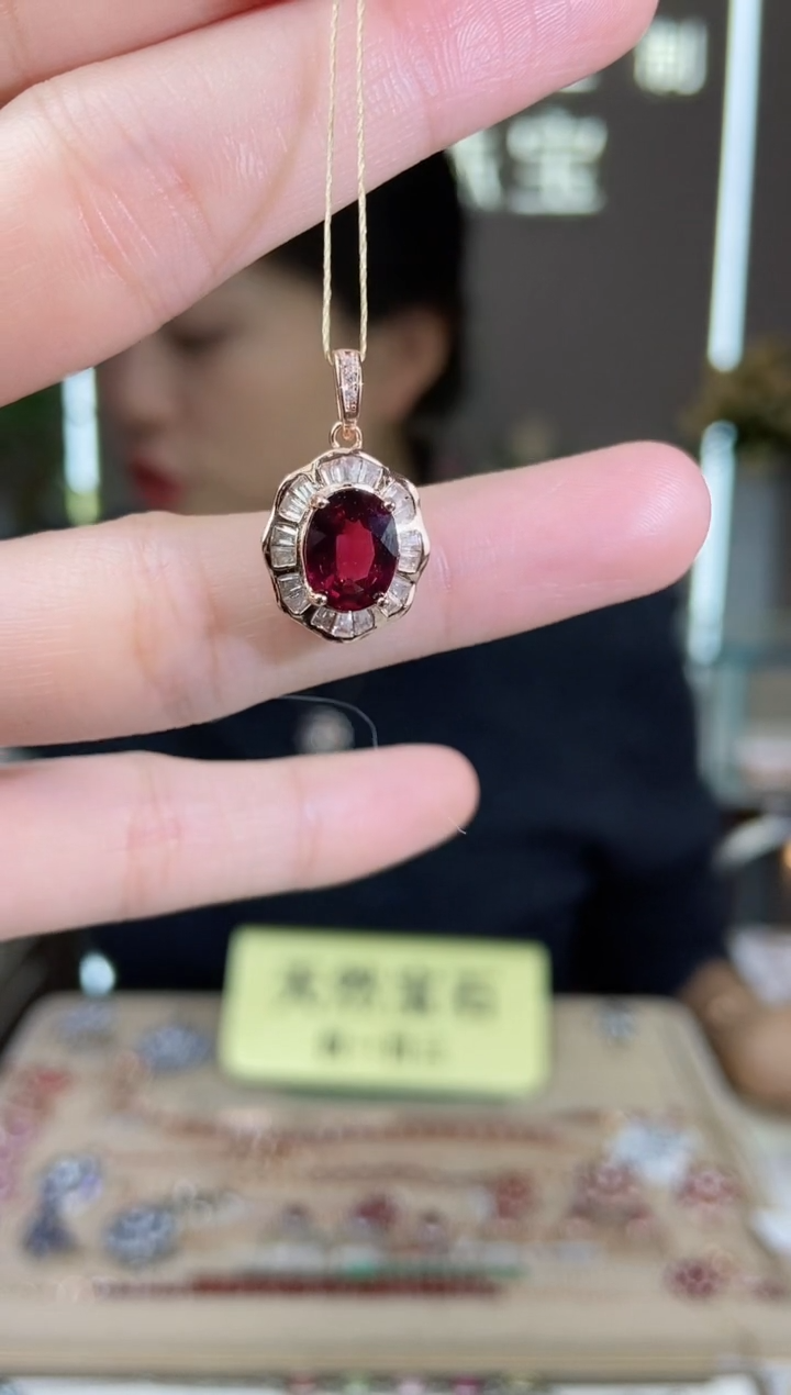 【闪购商品】石榴石颈饰银S925镶嵌颈饰