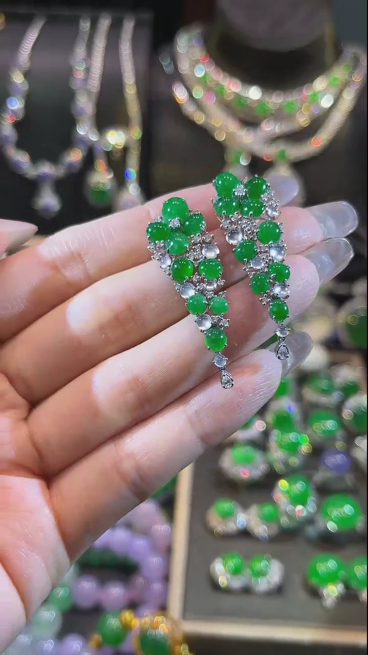 【闪购商品】翡翠耳饰18K金镶嵌耳钉