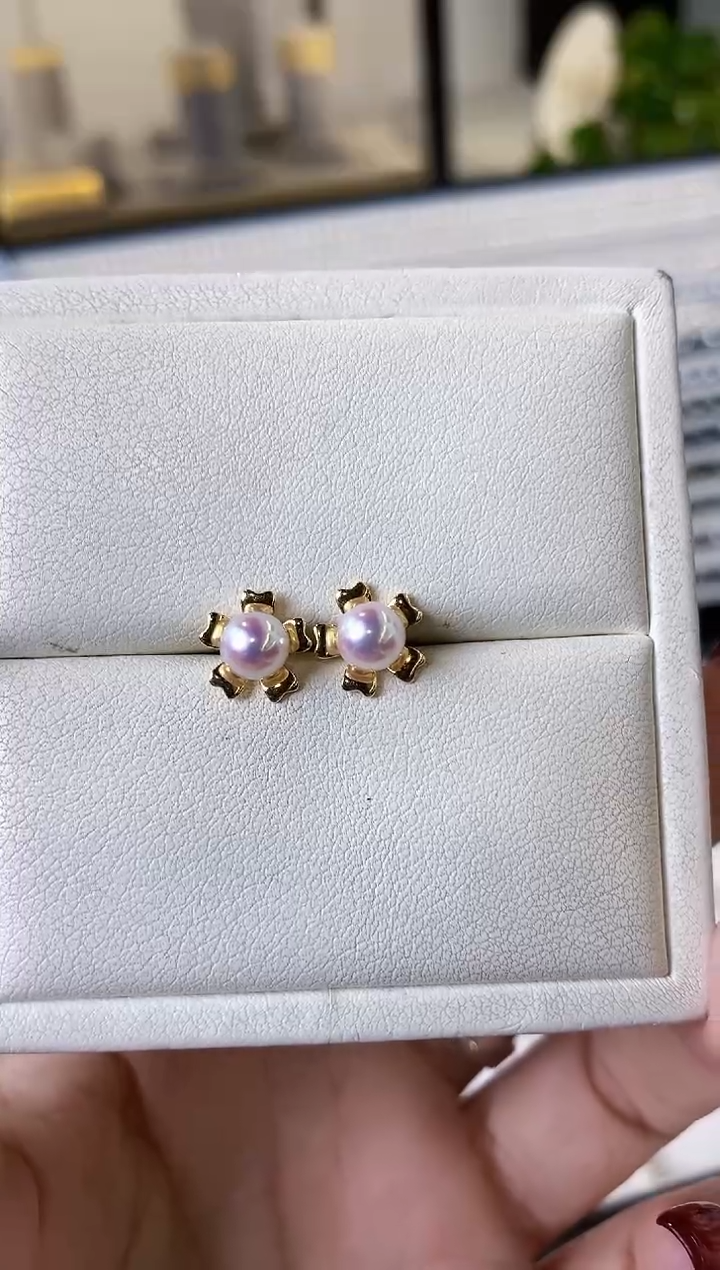 【闪购商品】海水珍珠耳饰18K金镶嵌5.5-6Akoya海水珍珠耳饰