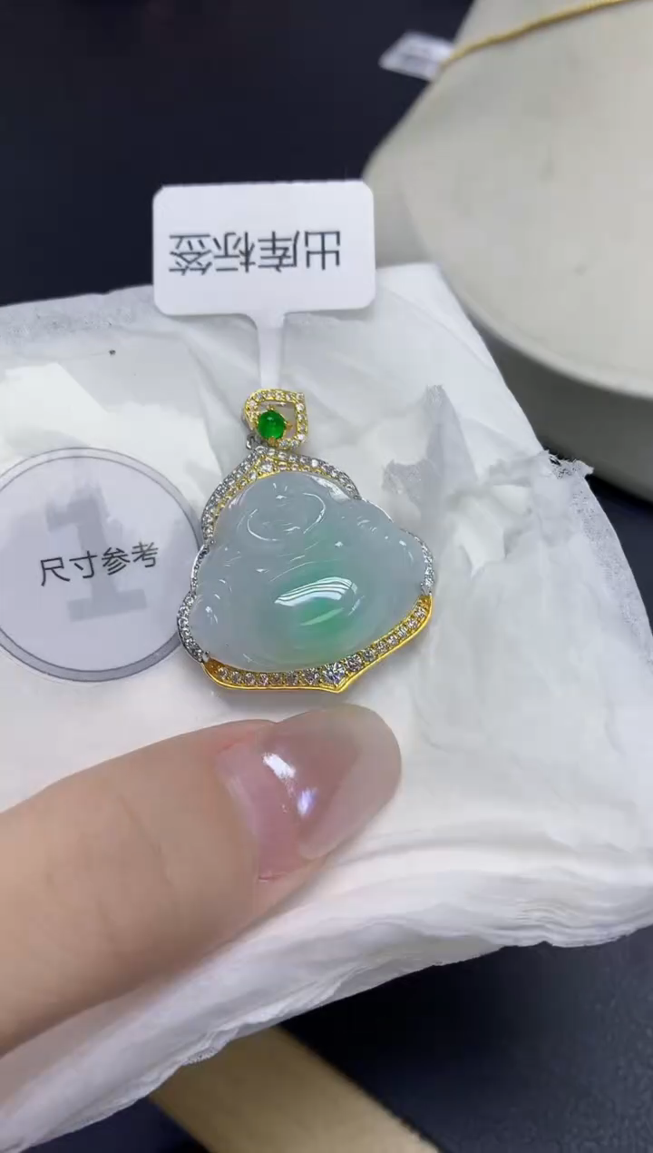 颈饰未镶嵌翡翠天然缅甸翡翠A货多样性发一件