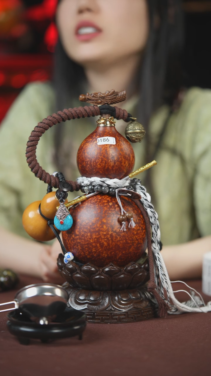 【闪购商品】186号500ml左右的非遗漆器酒葫芦
