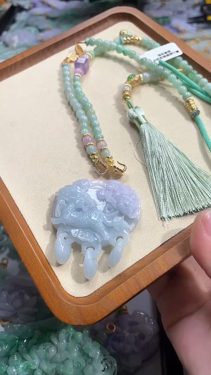 【闪购商品】翡翠颈饰未镶嵌吊坠