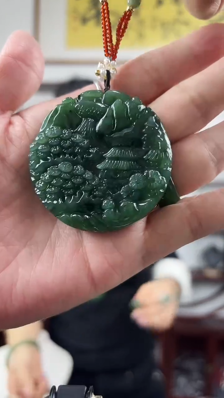 颈饰未镶嵌和田玉山水