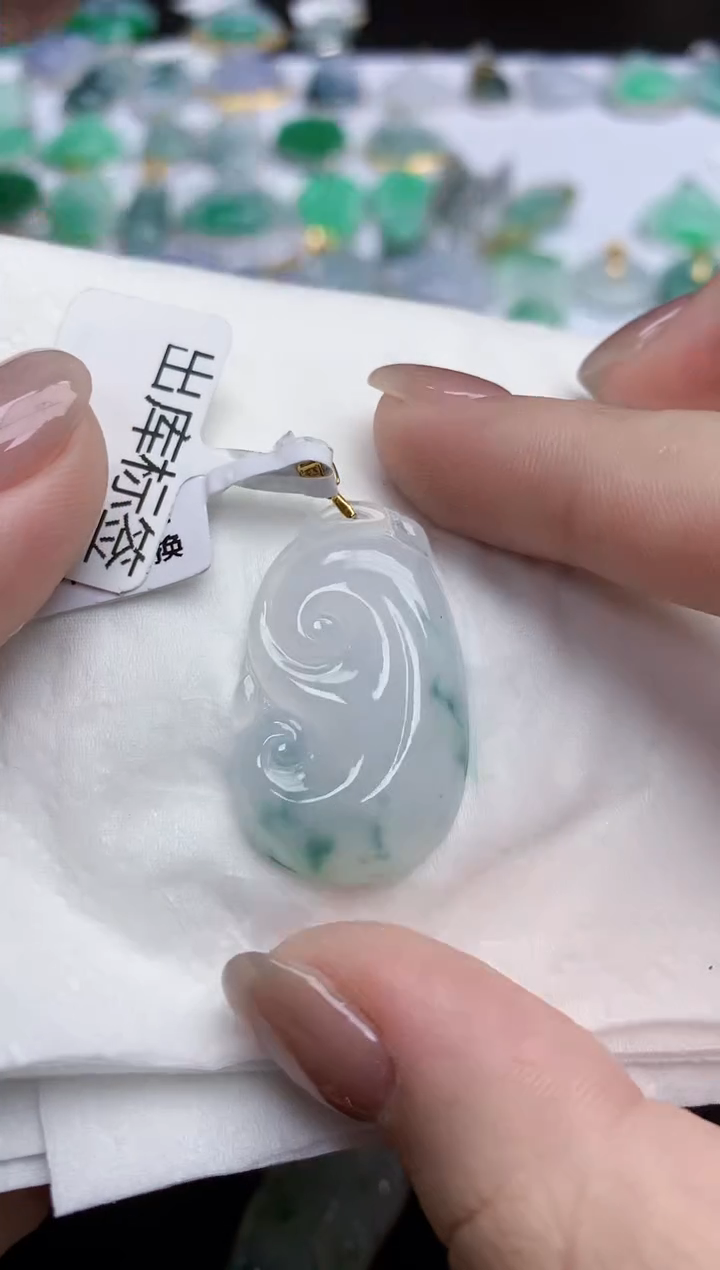 【闪购商品】翡翠颈饰18K金镶嵌天然缅甸翡翠A货