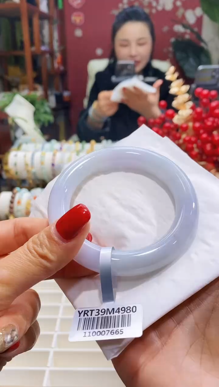 【闪购商品】翡翠手镯未镶嵌162圈口5657/12.0*11.6