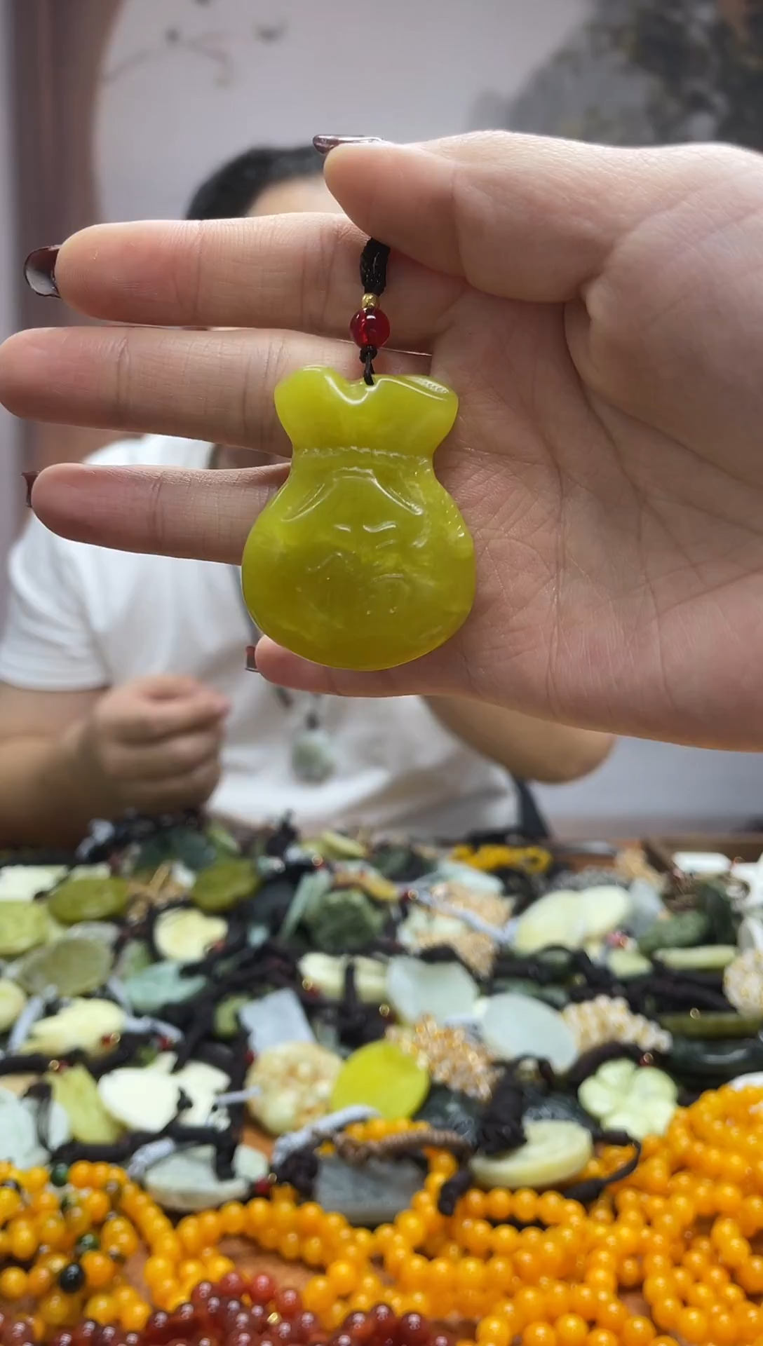 未镶嵌岫玉吊坠·