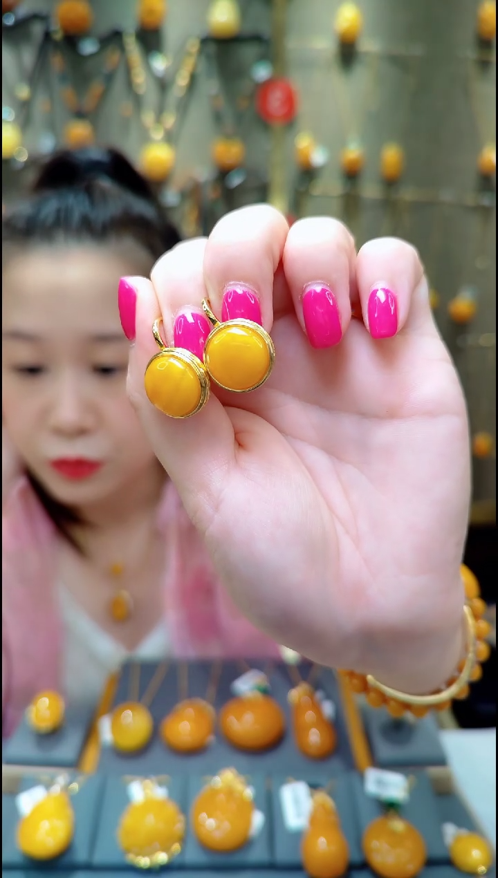 银S925镀金镶嵌蜜蜡耳饰﹣E889蜜蜡耳坠