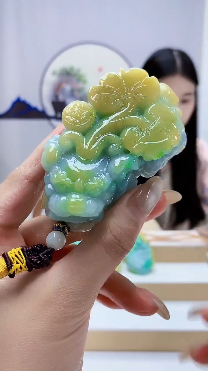 未镶嵌定制翡翠4812MM-毛货挂件98赠底座