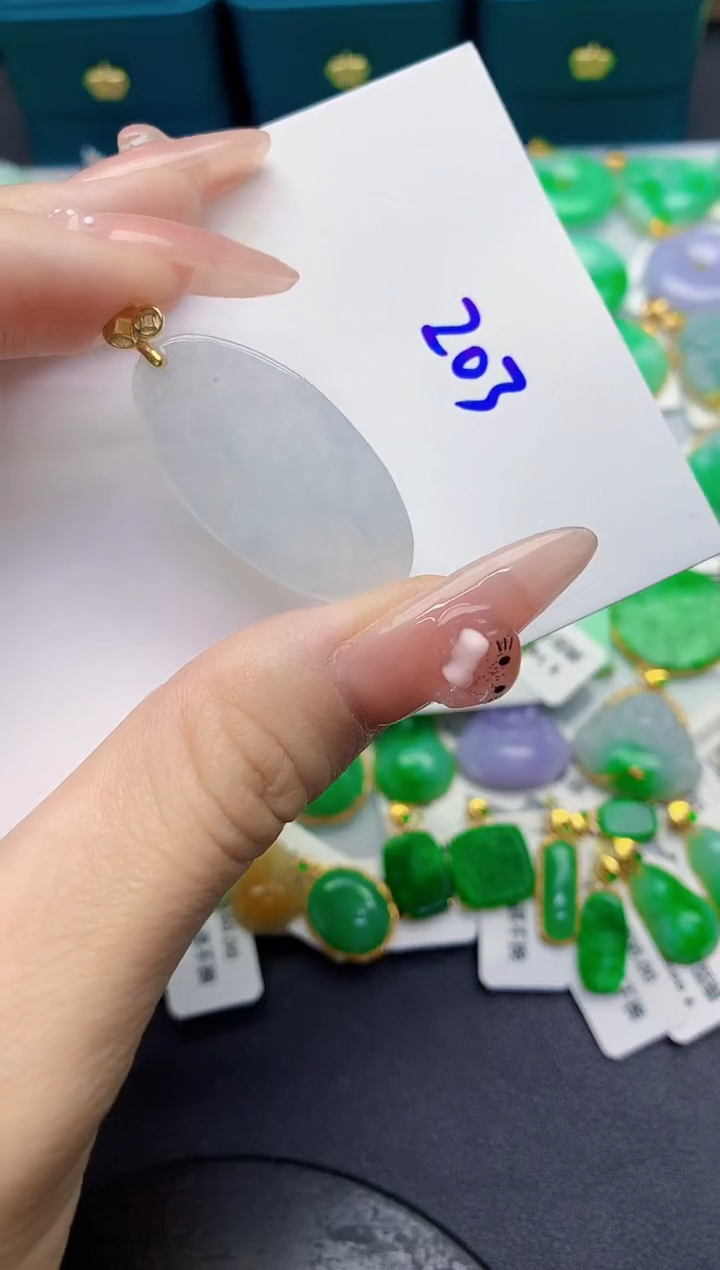 颈饰未镶嵌翡翠缅甸天然翡翠A货