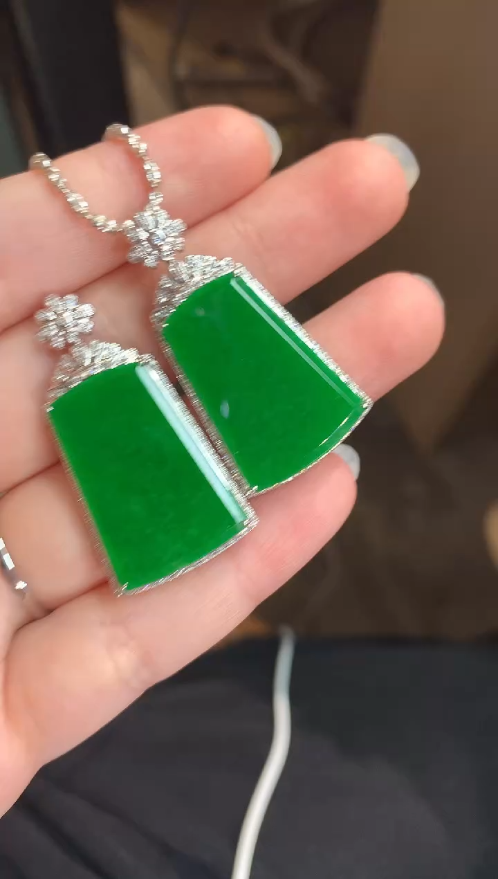 翡翠18K金镶嵌吊坠(不含链)A167 |  8999