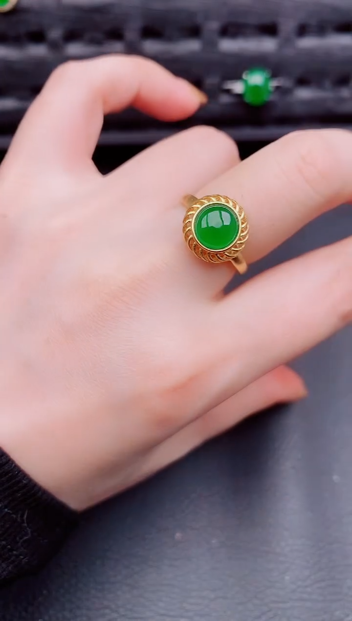 【闪购商品】翡翠戒指银S925镶嵌天然a货翡翠523