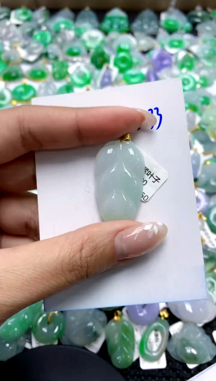【闪购商品】翡翠颈饰18K金镶嵌111111111111