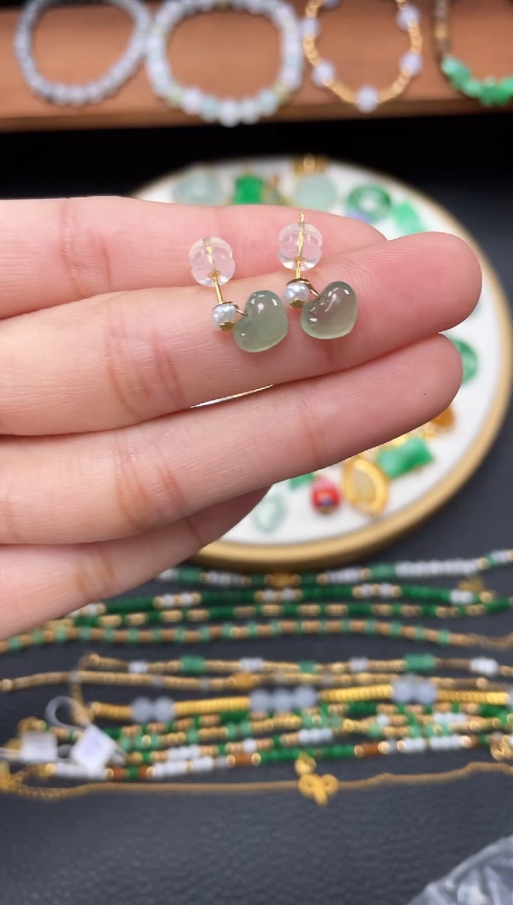 【闪购商品】翡翠耳钉18K金镶嵌2个   JK619