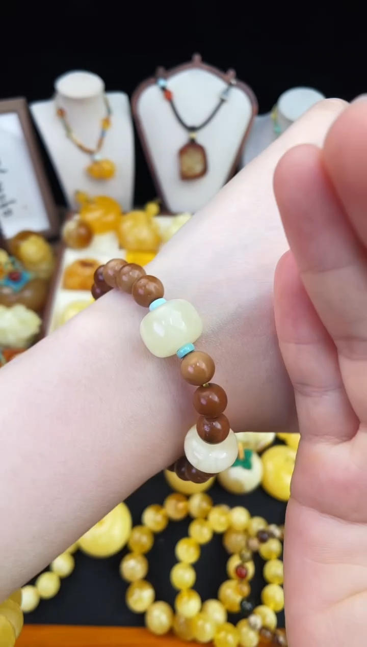 琥珀未镶嵌珠宝奇石柒月