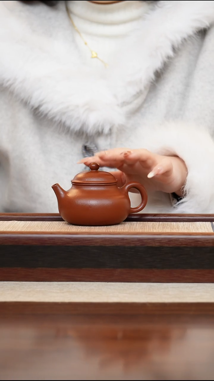 朱泥容天孔老师150cc宜兴手工紫砂壶