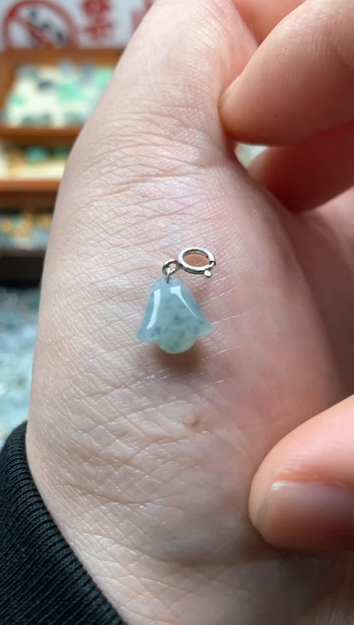 【闪购商品】翡翠颈饰未镶嵌哥哥