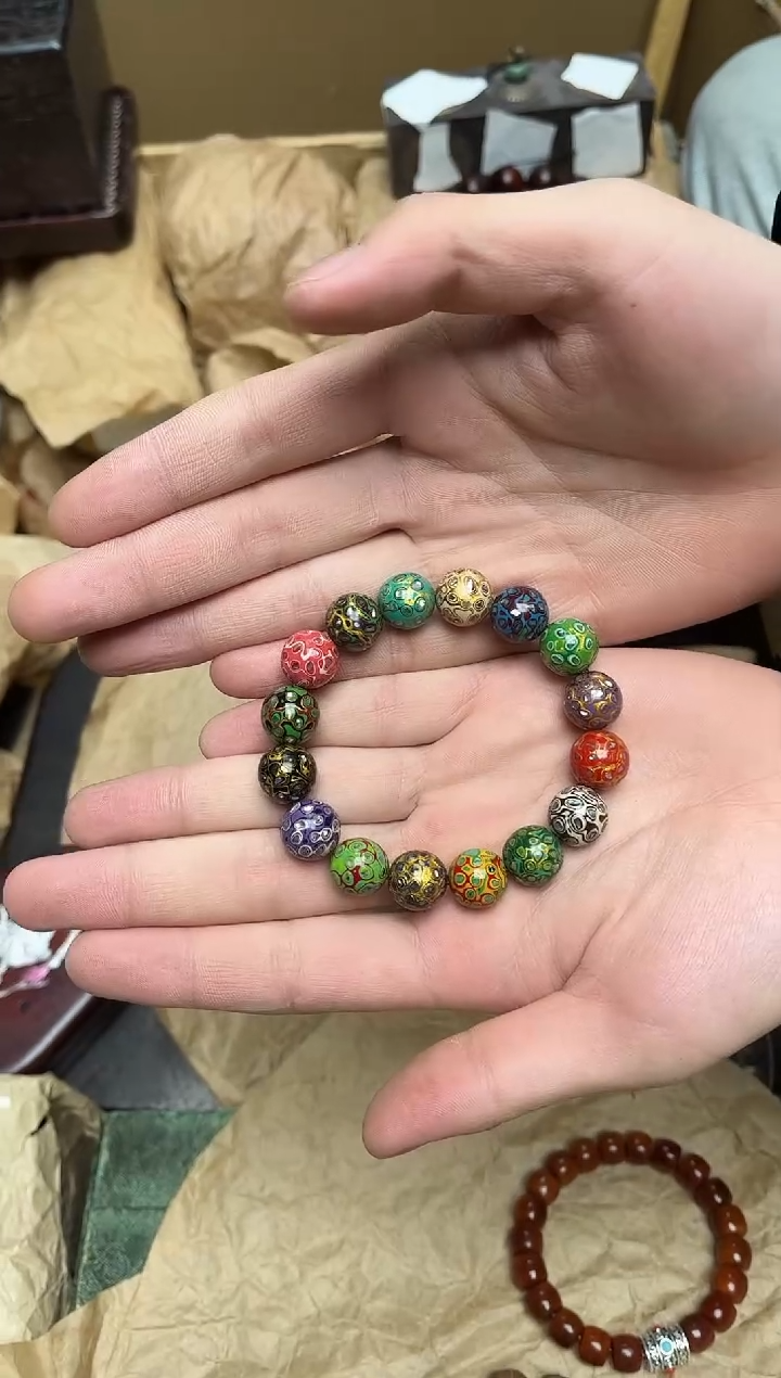 八号甄选八号甄选