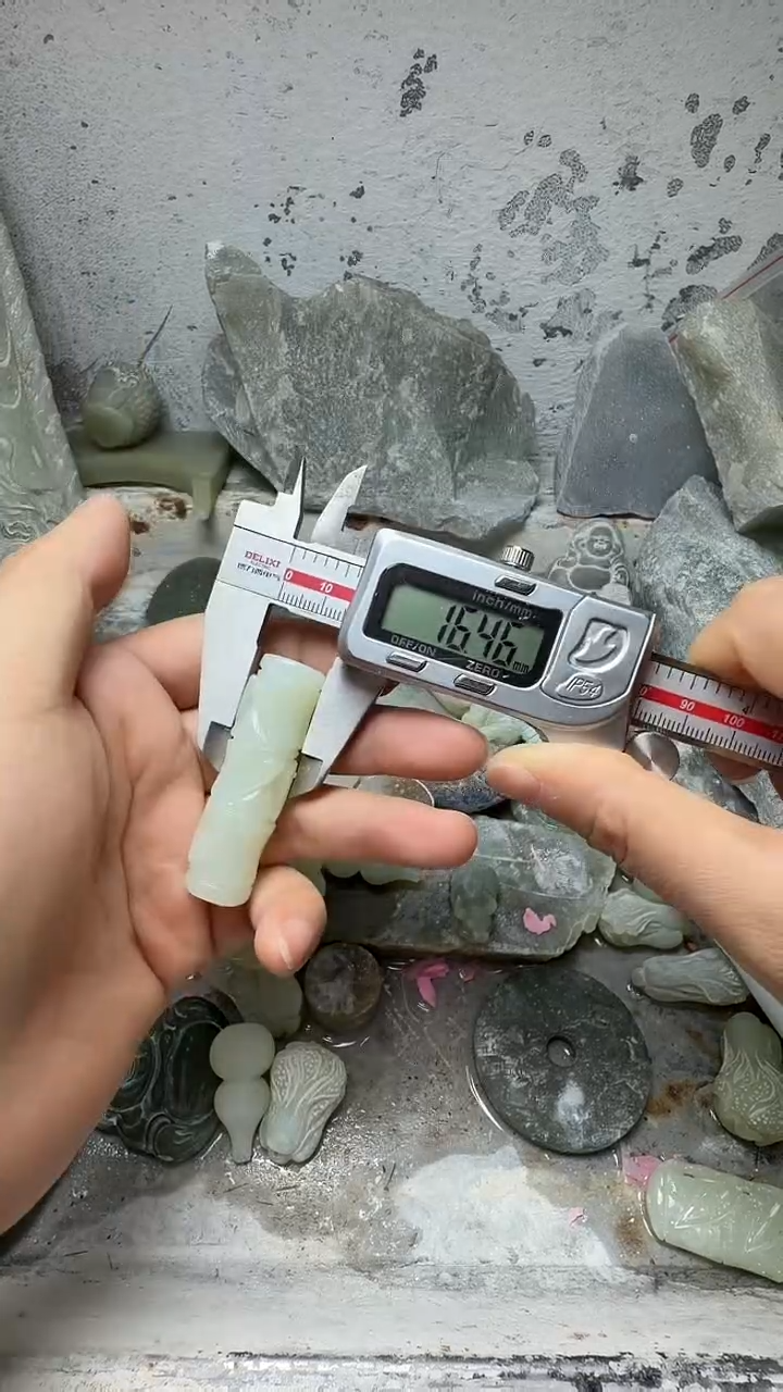 吊坠(赠链)未镶嵌和田玉竹节