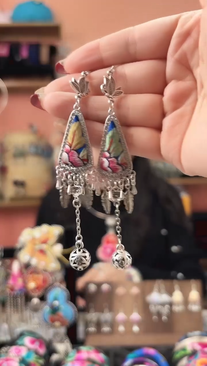 织绣艺枝独绣手工饰品202*