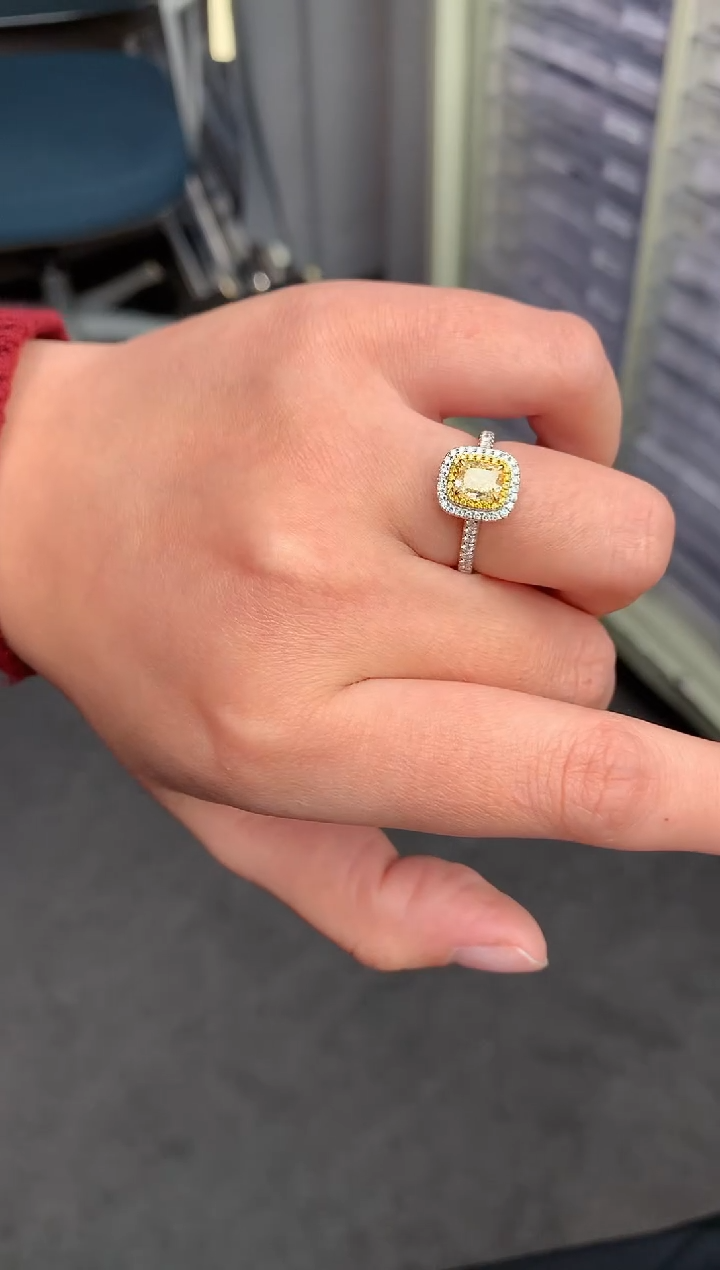 【闪购商品】钻石戒指/指环18K金镶嵌1ct黄钻戒指