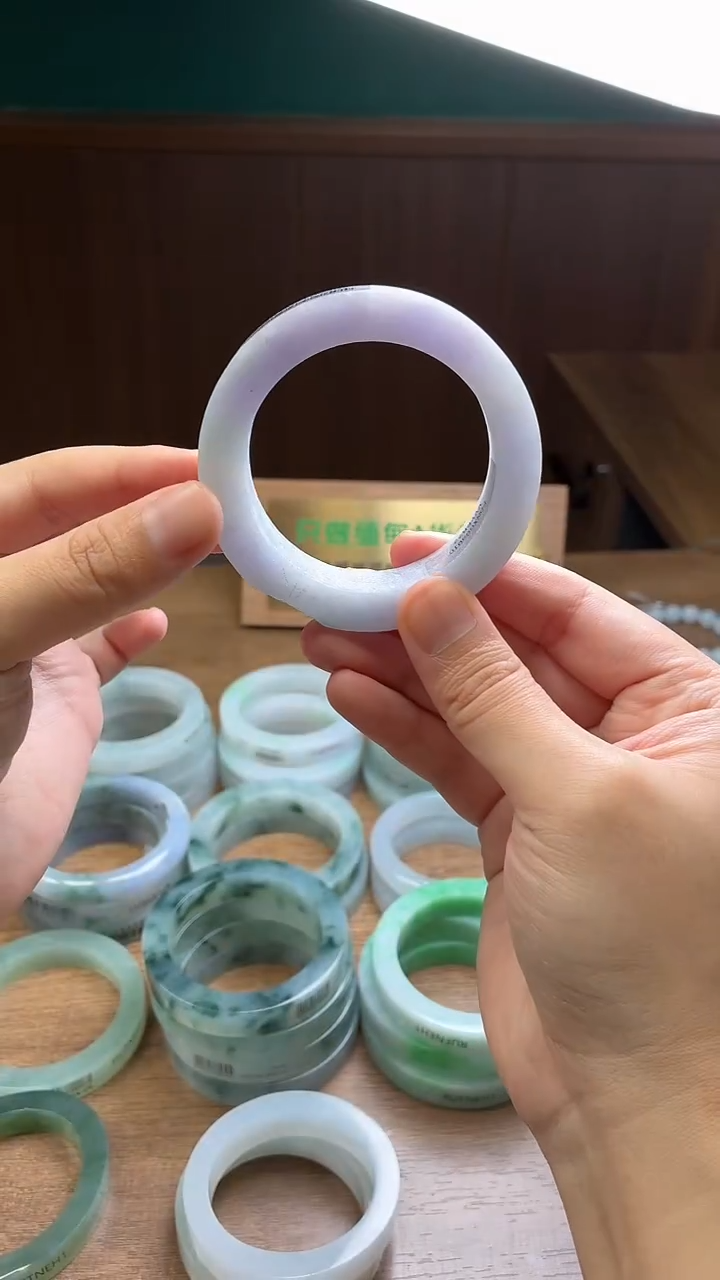 未镶嵌手镯定制翡翠昕*定制