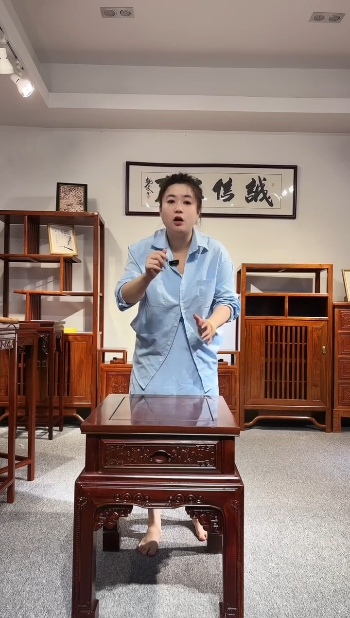 红酸枝木类端景台非洲酸枝精雕角几带抽屉