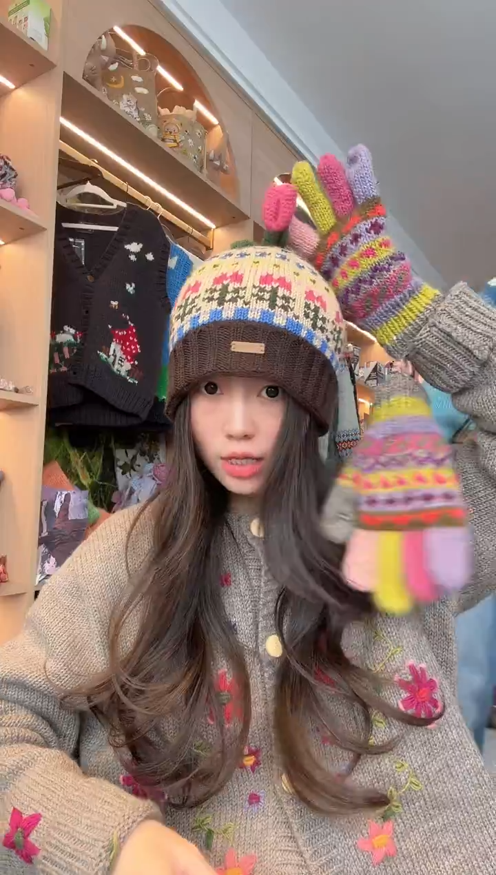 羊毛米黄色尤金香帽 