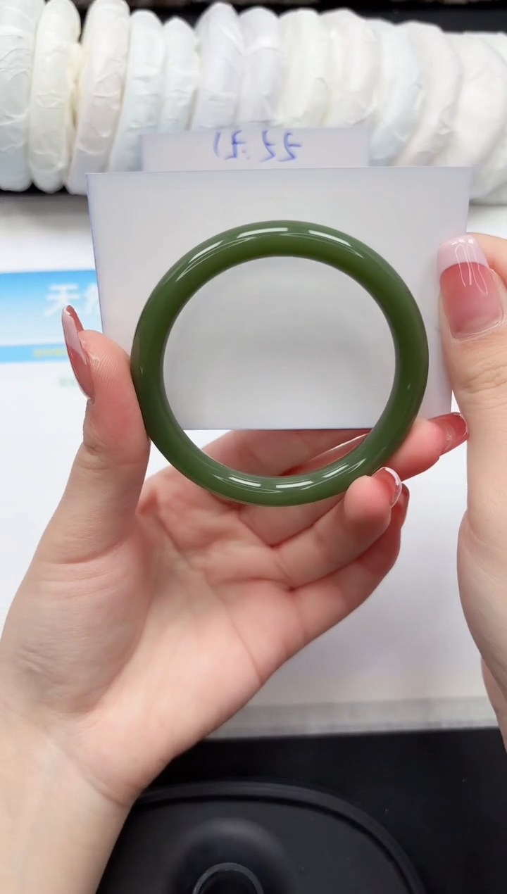 【闪购商品】石英质玉未镶嵌手镯24-56.6