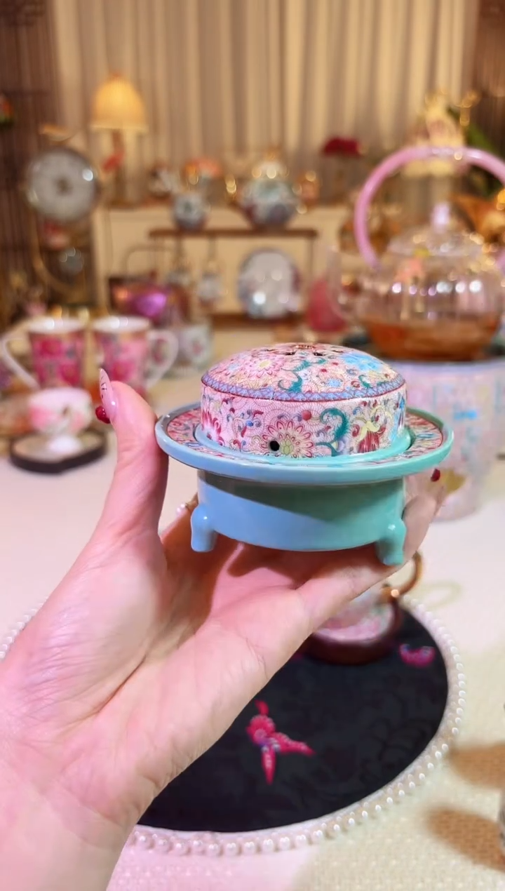 【闪购商品】瓷花开盛世-香炉